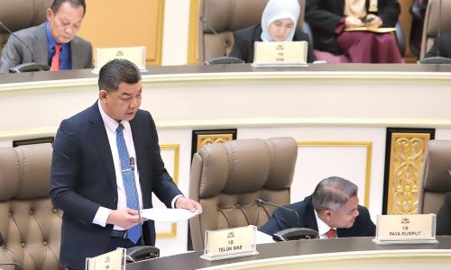 ARTIFAK KAPAL PURBA DIPAMER DI MUZIUM MELAKA