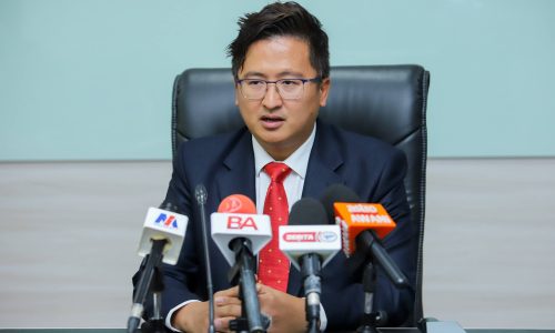 MELAKA BANGUNKAN PLATFORM E-DAGANG BANTU USAHAWAN