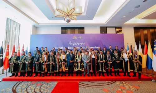 ‘DEWAN BUKAN MEDAN PERANG, TAPI UNTUK MEMBELA RAKYAT’  – AB RAUF