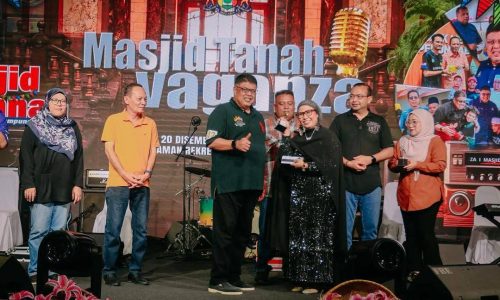 MASJID TANAH KAMPUNG KITA JADI SIMBOL KEBERSAMAAN – AB RAUF