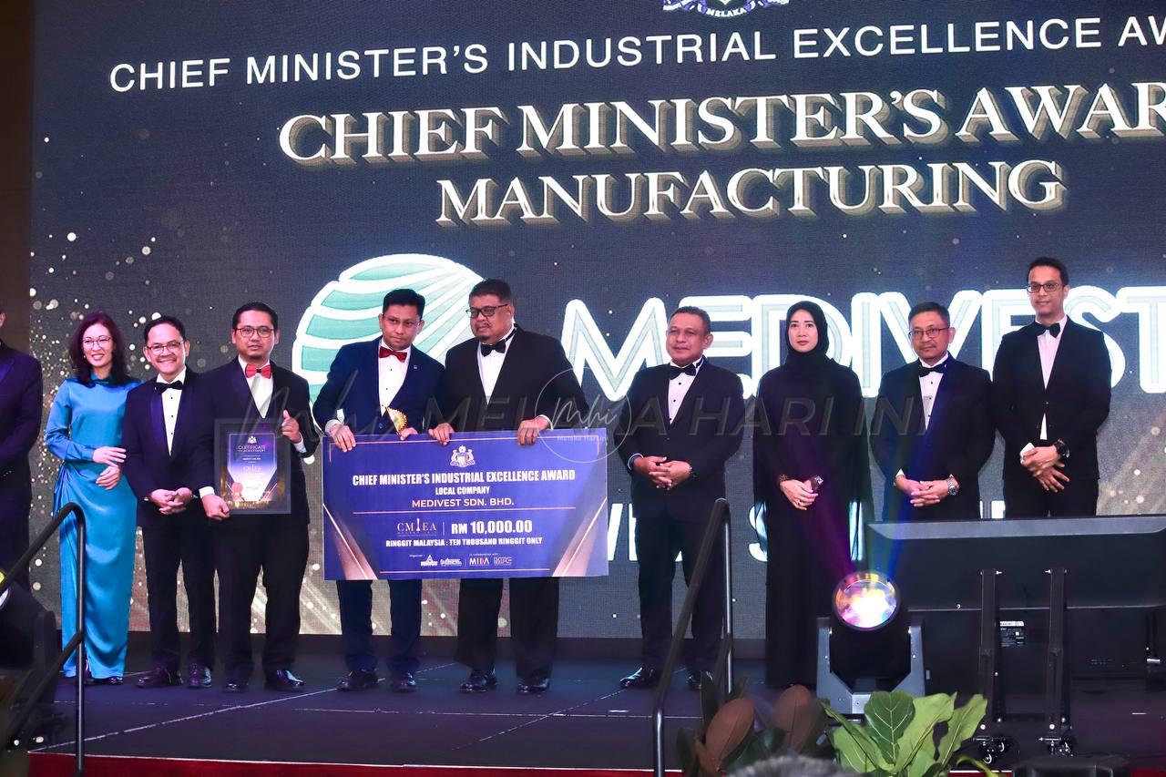 Img 20251203 005709 844