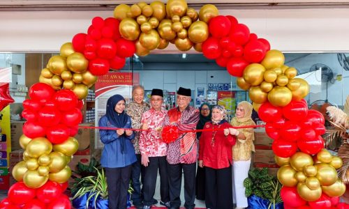 KEDAI ELEKTRIK PERTAMA PERKASA PRODUK BUATAN MALAYSIA