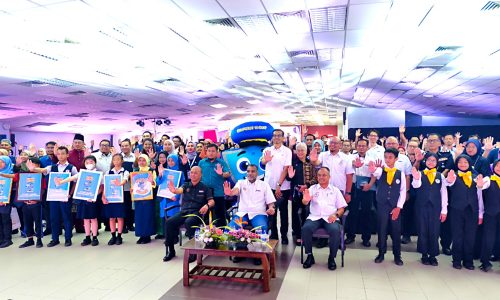 MELAKA PERHEBAT KEMPEN INTERNET SELAMAT, TANGKIS ANCAMAN ‘SEXUAL GROOMING’