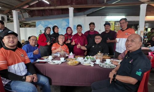 WRUR BUKIT KATIL: KETUA MENTERI BERSARAPAN BERSAMA KOMUNITI BUKIT PULAU