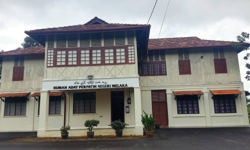 RUMAH ADAT PERPATIH NEGERI MELAKA JENAMA BAHARU MUZIUM NANING