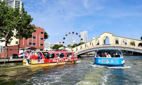 NAIK MELAKA RIVER CRUISE PERCUMA UNTUK WARGA KASTAM