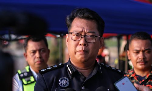 6 LELAKI DITAHAN KERANA MERUSUH DI MELAKA RAYA, POLIS SANGKAL BERLAKU TEMBAKAN