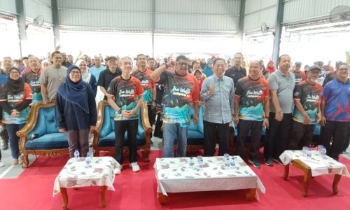 DEWAN BAHARU BERI MANFAAT KEPADA LEBIH 400 PENDUDUK KAMPUNG PULAU