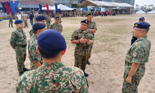 MELAKA BERJAYA TARIK HAMPIR 300 ANAK WATAN SERTAI ASKAR WATANIAH