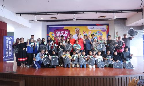 WYF UKIR SENYUMAN 1,000 ANAK-ANAK B40 KEMBALI KE SEKOLAH