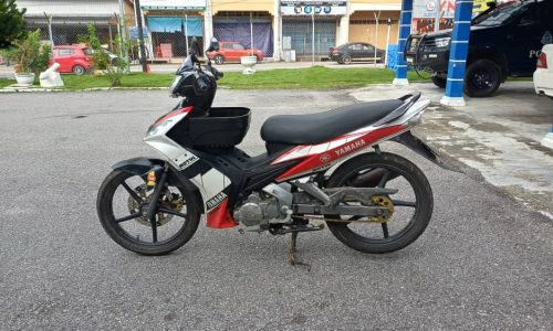 TOKAN DADAH DITAHAN, POLIS RAMPAS 30 PEKET DADAH