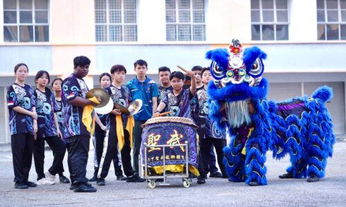 RENTAK ‘SINGA’ MELAKA DALAM BINGKAI PERPADUAN