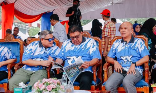 RAIS BERJAYA TUNAI 8 AKU JANJI DEMI PAYA RUMPUT