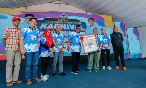 ‘DEMI PAYA RUMPUT’ LAMBANG MELAKA SAYANG RAKYAT