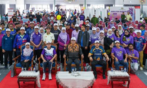 MELAKA PERUNTUK RM4.4 JUTA PERKASA KESIHATAN RAKYAT