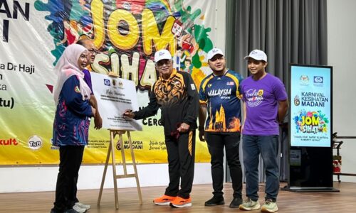 TUN DR. MOHD ALI RASMI KARNIVAL KESIHATAN MADANI JOM SIHAT