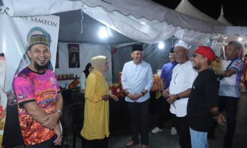 LEGENDA MUZIK ‘ZAITON SAMEON’ BERSINAR DI BAZAR IKONIK BANDA HILIR