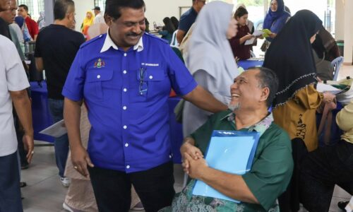 PROJEK BAHARU PADANG RIMAU BANGUNKAN 130 HEKTAR TANAH TERBIAR