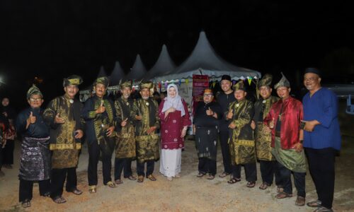 MELAKA ANJUR SEMINAR ANTARABANGSA MARITIM, KUPAS PENEMUAN ‘KAPAL PURBA’