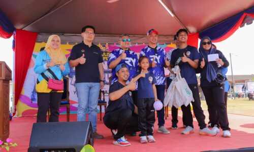 MELAKA PERGIAT GOTONG-ROYONG MEGA BANTERAS DENGGI