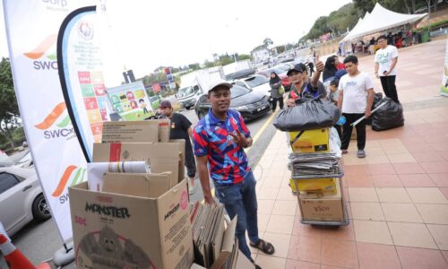 MBMB KUMPUL LEBIH 14 TAN BARANG KITAR SEMULA