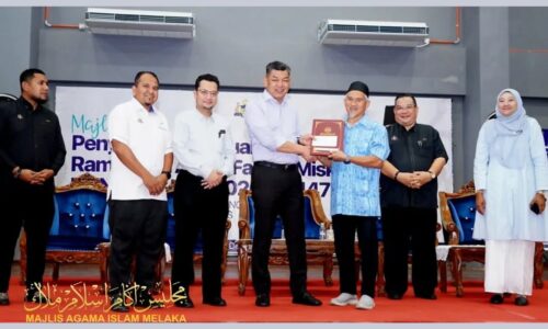 TOK AJAK AGIH 3,000 KAMPIT BERAS UNTUK WARGA TELOK MAS