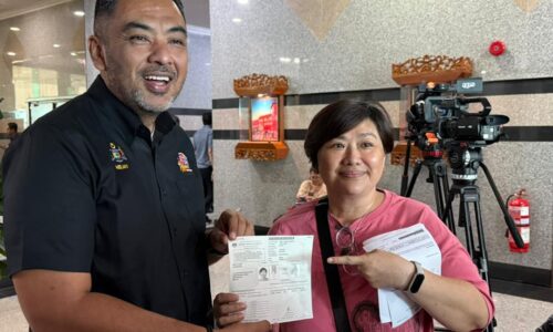 KAGUM WIBAWA ‘YB HELMY’, LEE KIM CHOO MAHU PINDAH KE DUYONG