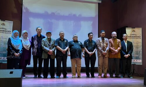 MELAKA ANJUR PAMERAN MANUSKRIP SEJARAH DARI PELBAGAI NEGARA