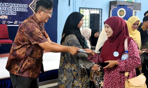 BANTUAN RAMADAN, SYAWAL RINGANKAN BEBAN 520 ASNAF DUN KESIDANG
