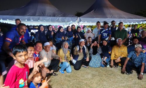 5 MOTOSIKAL, 10 BASIKAL MENANTI WARGA PAYA RUMPUT