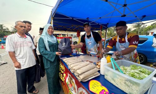KEBERSIHAN PASAR RAMADAN MPHTJ PADA TAHAP BAIK, MEMUASKAN