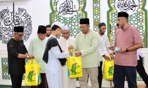 MELAKA RIVER CRUISE DITUTUP 1 SYAWAL, KEMBALI BEROPERASI RAYA KEDUA