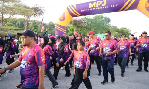 WRUR ASAHAN: MPJ ANJUR ‘FUN WALK’ PUPUK GAYA HIDUP SIHAT KOMUNITI