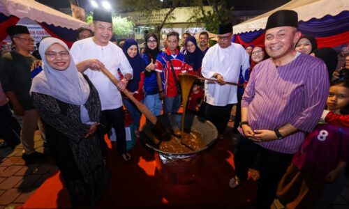 KUIH TRADISIONAL BENTENG WARISAN MELAKA