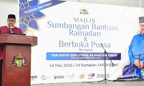 BANTUAN RAMADAN PERKASA PERANAN MASJID DAN SURAU DI ALOR GAJAH