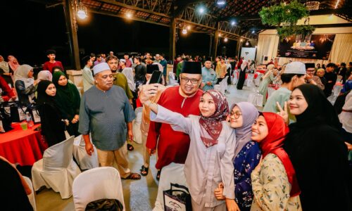 MAHASISWA PERLU BERFIKIRAN BESAR, BERANI CIPTA PELUANG BAHARU – AB RAUF