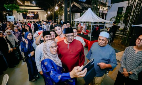 TOK RAOP JADI INSPIRASI ANAK MUDA