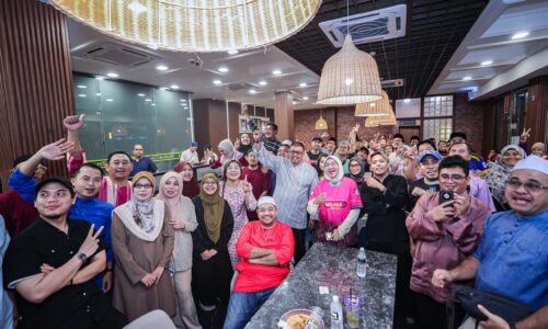 ‘SAYA BEKERJA DARI HATI’ – AB RAUF KONGSI RAHSIA TIGA TAHUN PACU KEJAYAAN MELAKA