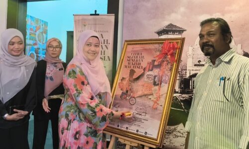 SETEM BERUSIA SATU ABAD JADI TARIKAN DI MUZIUM SEJARAH DAN ETNOGRAFI