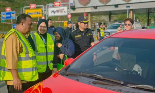 JKR MELAKA SENTIASA PANTAU PAPAN TANDA ROSAK, UZUR