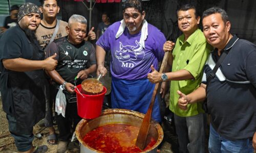 TRADISI REWANG SEMARAK RAYA ORANG TABOH NANING