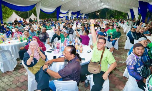 PENGGIAT GIG MELAKA TABIK KEPRIHATINAN KETUA MENTERI