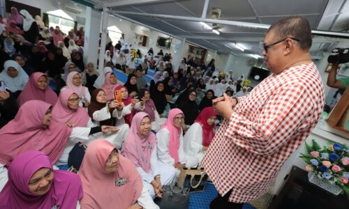 460 KHATAM AL-QURAN DI TANJUNG BIDARA SEMPENA RAMADAN