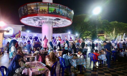 TAMING SARI EDUEXPLORE: PENGALAMAN PEMBELAJARAN INTERAKTIF DARI PUNCAK MENARA