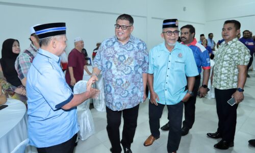 WRUR LAMBANG KASIH SAYANG KEPADA RAKYAT