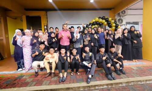 CERAHKAN MASA DEPAN ANAK-ANAK PPKI DALAM BIDANG PASTRI