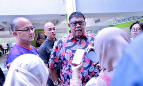 WRUR BUKTI KECEKAPAN, ISU PEMILIKAN TANAH 30 TAHUN SELESAI DALAM MASA DUA MINGGU