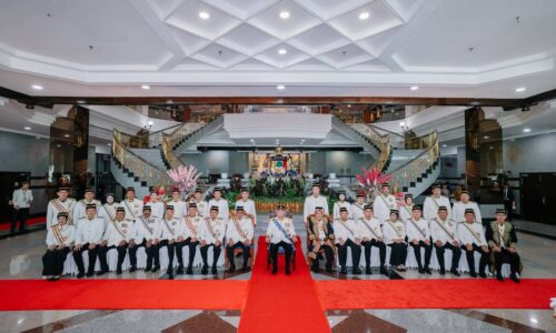 SIDANG DUN MELAKA PENGGAL KELIMA BUKA TIRAI SECARA RASMI