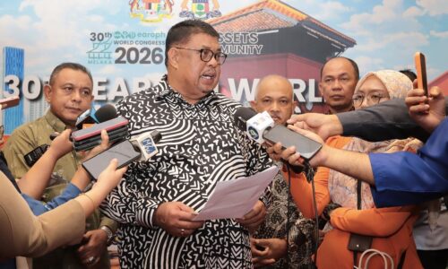 MELAKA KETENGAH KEUNIKAN BANDAR WARISAN DI PENTAS ‘EAROPH’