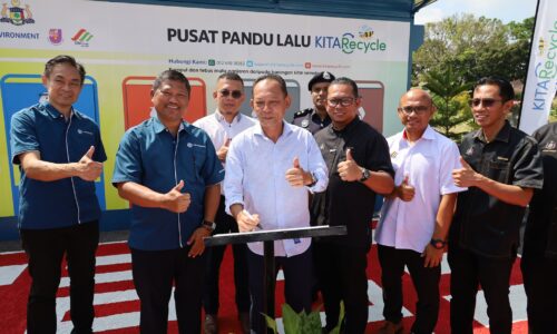 JASIN SUDAH ADA PUSAT KITAR SEMULA PANDU LALU